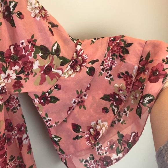 Speed Limit Flower Print Blouse 1X - Picture 4 of 5